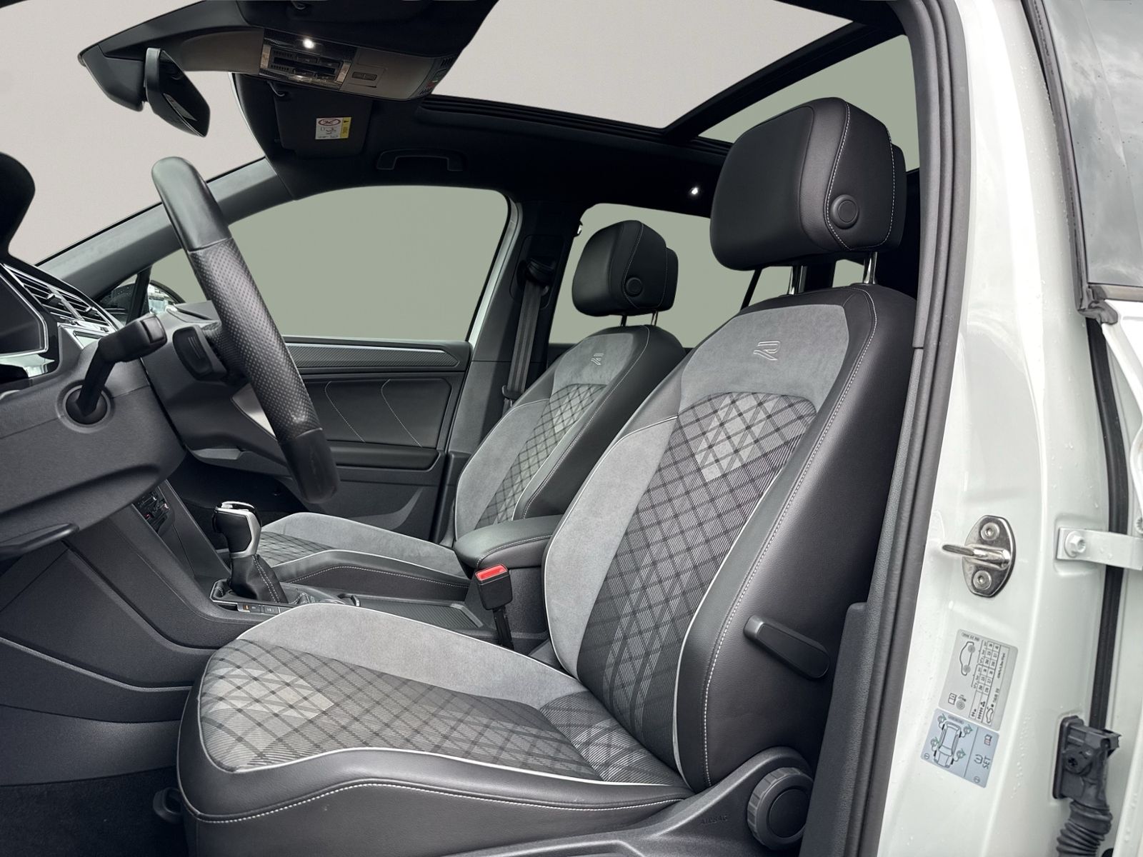 Tiguan R-Line 4Motion 2.0 TDI, AHK, Matrix-LED,