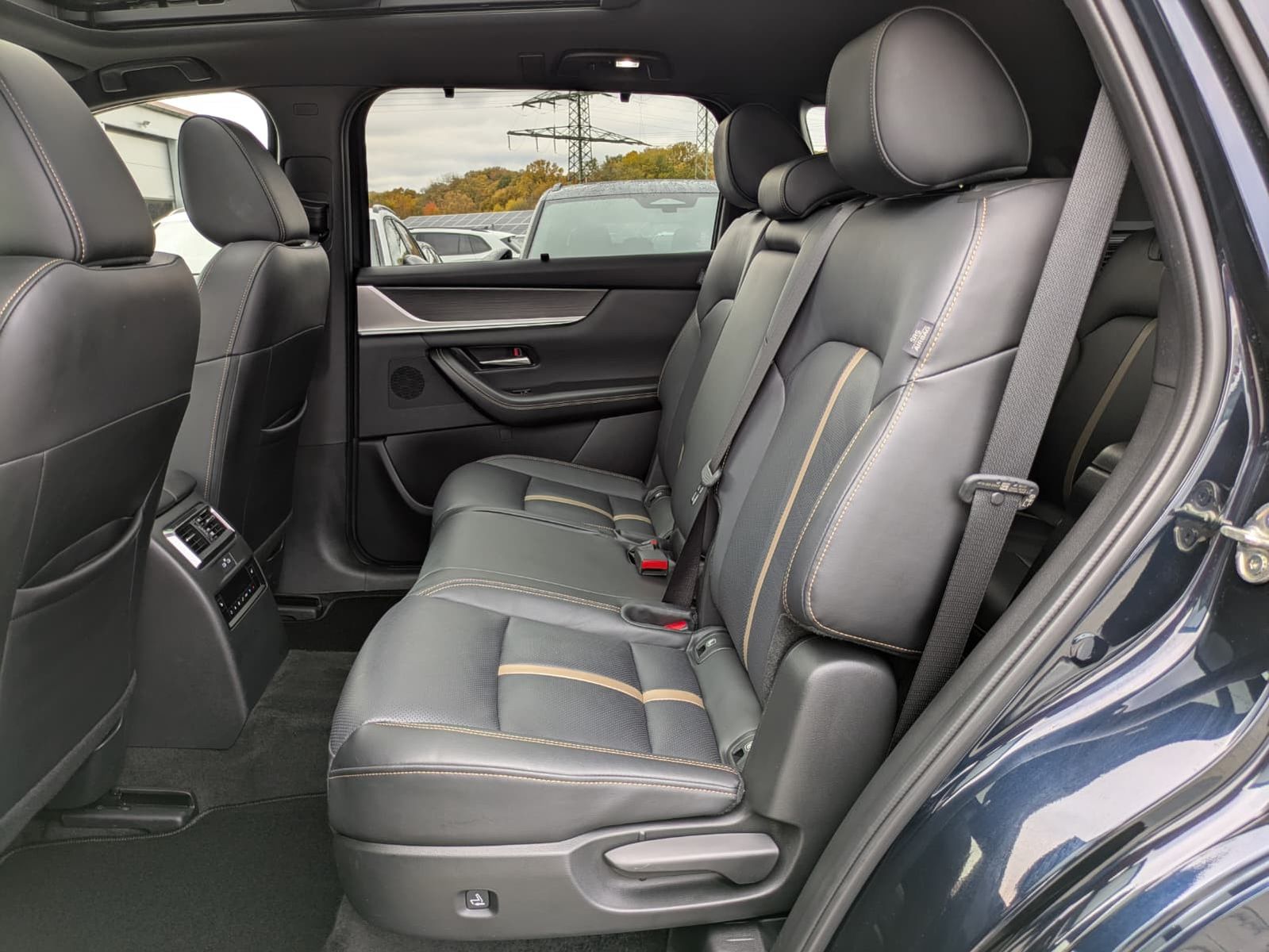 Fahrzeugabbildung Mazda CX-80 2.5L PHEV Homura Plus PANO*HUD*BOSE*7-SIT