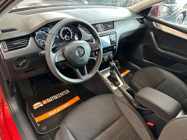 Skoda Octavia Combi Ambition 4x4 *ACC*PDC*