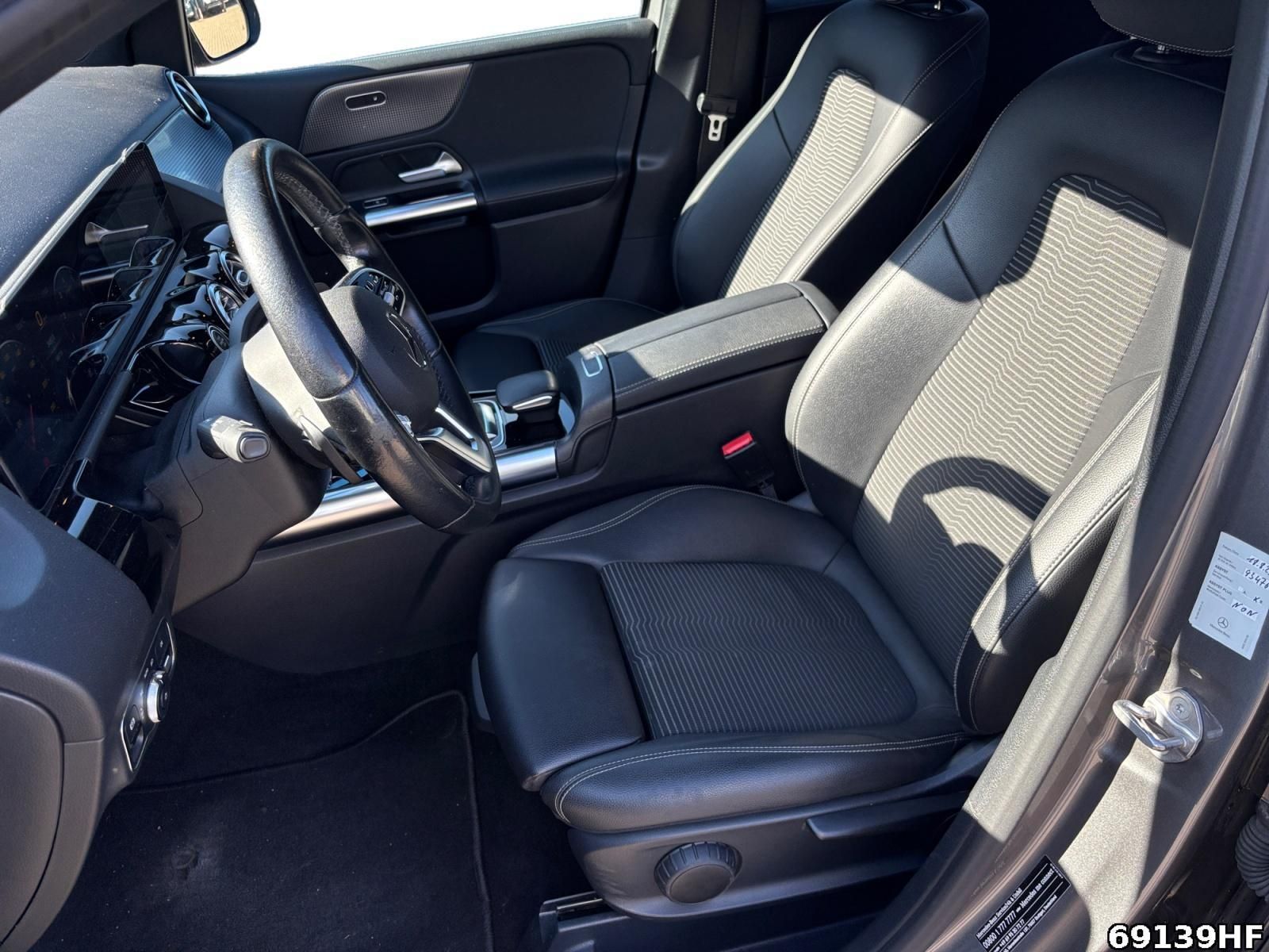 Fahrzeugabbildung Mercedes-Benz B 180 Edition 19 (EURO 6d-TEMP)