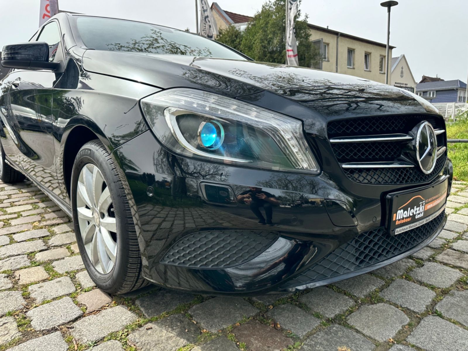 Fahrzeugabbildung Mercedes-Benz A 200 CDI*Bi-Xenon*SHZ*Navi*Tempomat*