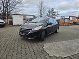 Peugeot 208 Access - gebrauchte Peugeot 208 aus dem Jahr 2014