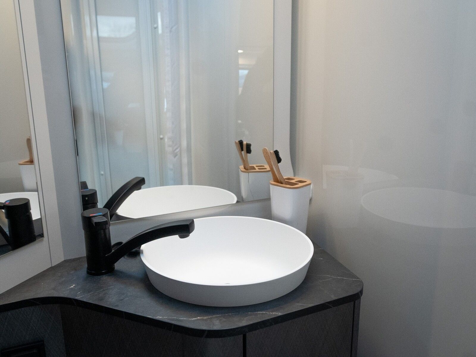 Fahrzeugabbildung Etrusco V Ford 6.8 SCF Complete Selection! Dieselheizung