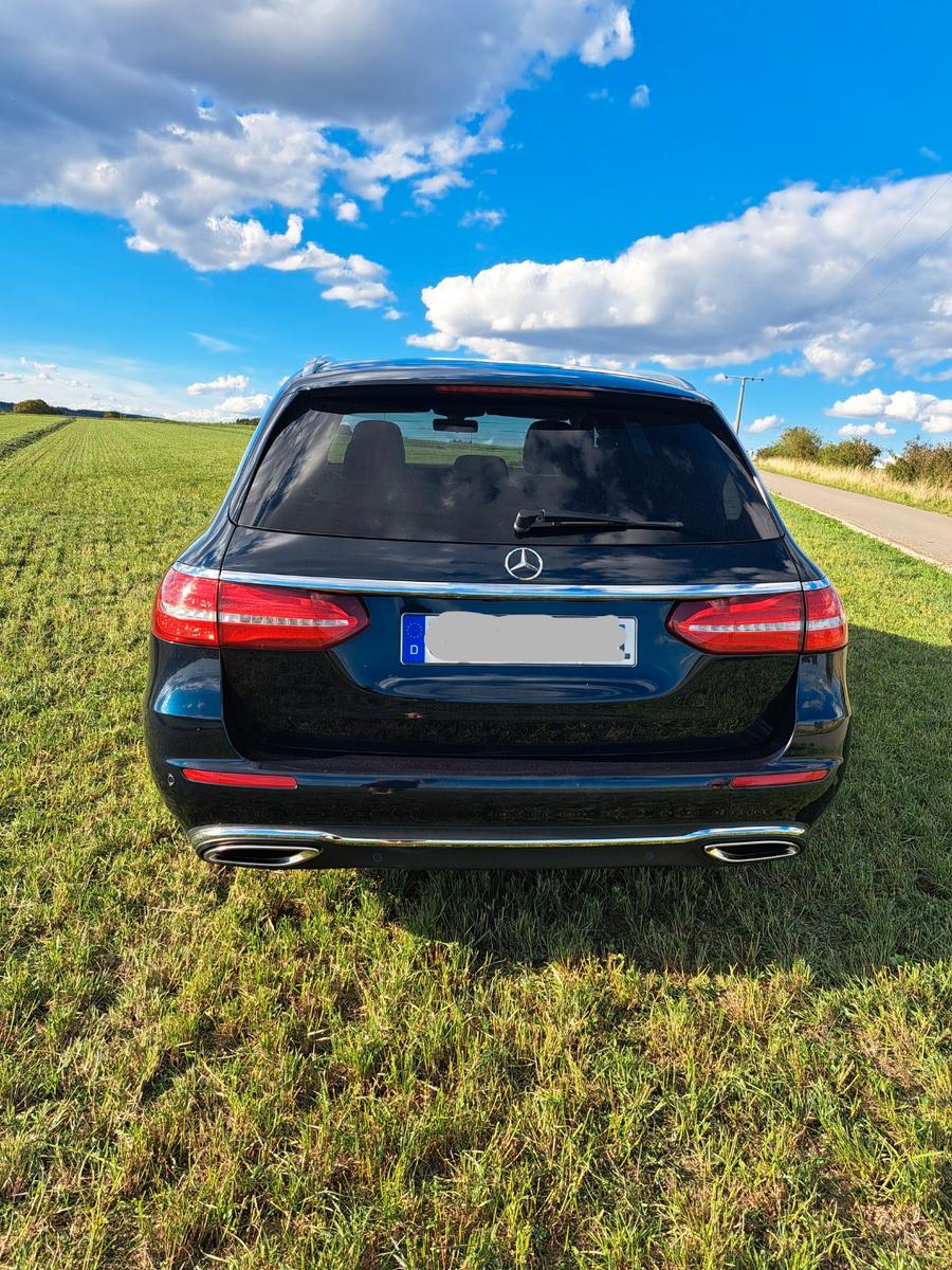 Mercedes-Benz E 200 T Automatik 