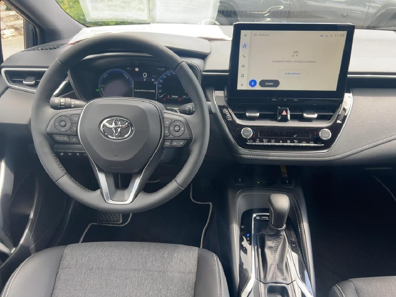 Fahrzeugabbildung Toyota Corolla TS Hybrid Teamplayer + Technik Paket