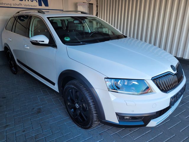 Skoda Octavia Combi Scout 4x4*2.BESITZ*SCHECKHEFT*TOP