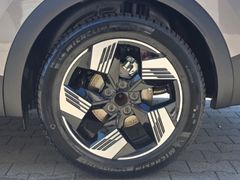 Fahrzeugabbildung Symbioz 145 E-Tech Full Hybrid Techno 1.6 EU6e