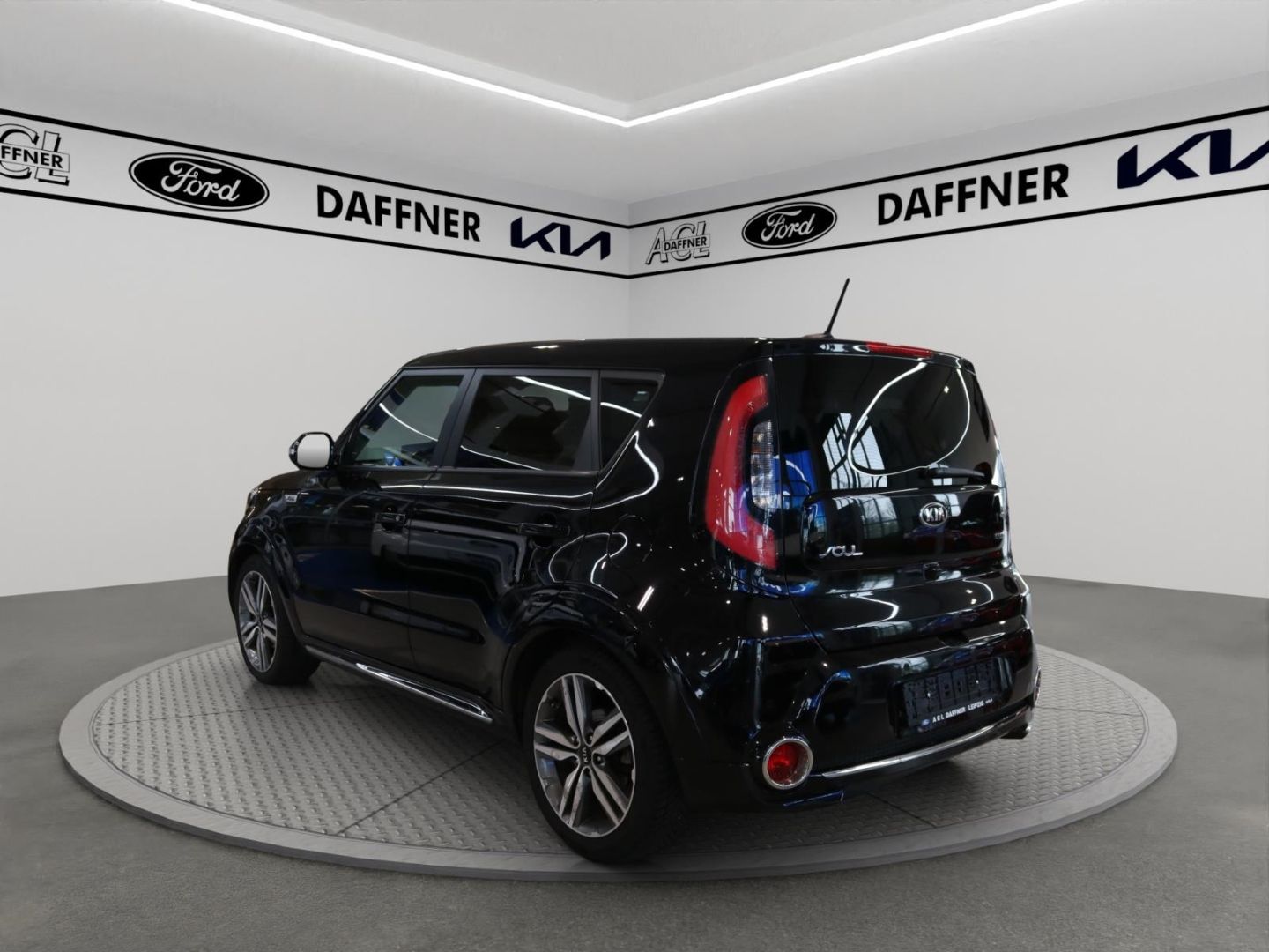 Fahrzeugabbildung Kia Soul Dream Team Navi Kamera Alu PDC Bluetooth