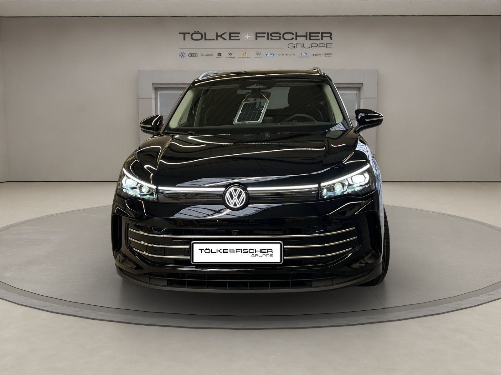 Volkswagen Tiguan 1.5 l eTSI DSG ACC WKR AHK Rückfahrkamara foto 3