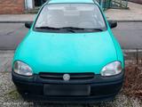 Opel Corsa b, tüv bis ende 2027, dritte hand 70tkm - gebrauchte Opel Corsa aus dem Jahr 1996