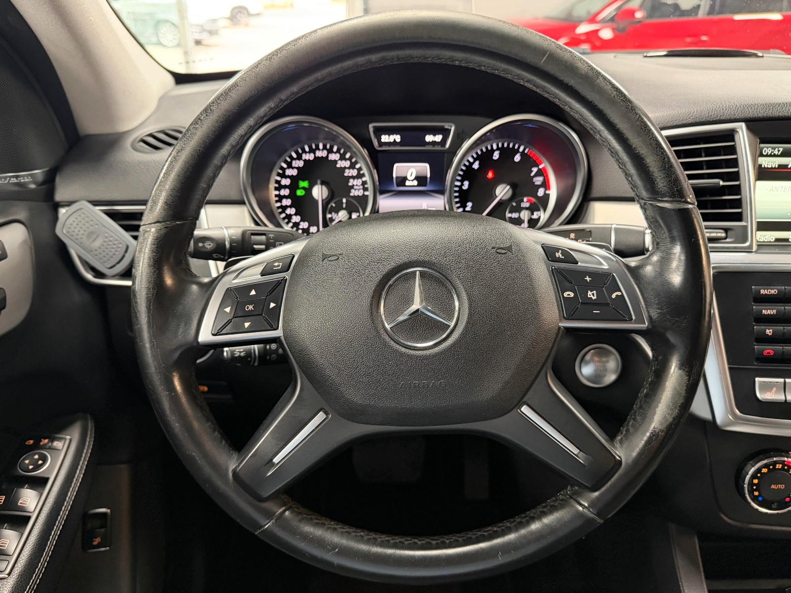 Mercedes-Benz ML 500 BlueEfficiency 4M AHK/LED/HuK/360°CAM/HuD