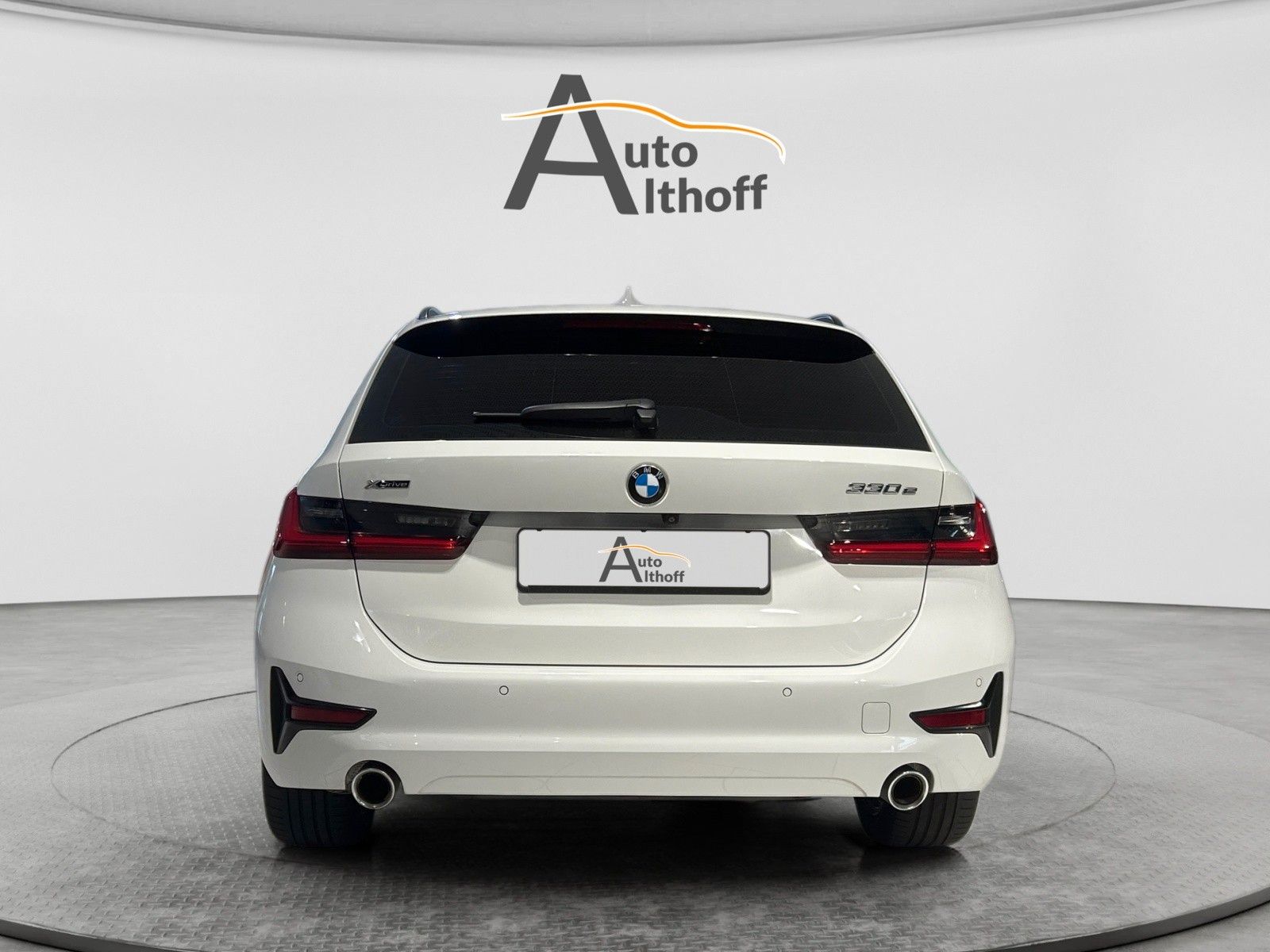 BMW 330e xDrive Touring Advantage PANO LED LIVE ACC foto 5