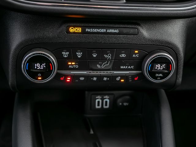 Ford Kuga 2.5 Plug-In Hybrid Vignale Parkautomatik