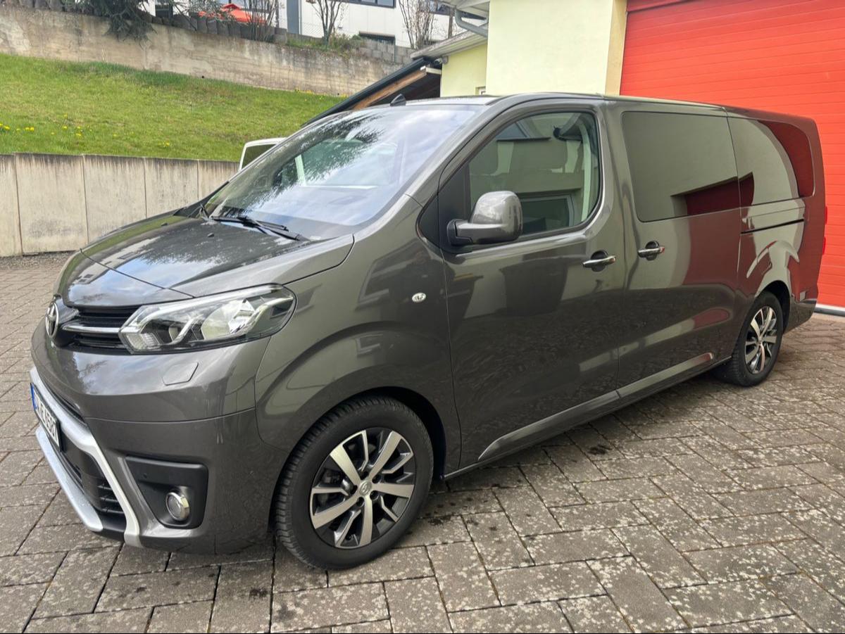 Toyota Proace Verso L2 Shuttle Comfort HeadUp 9.Sitze