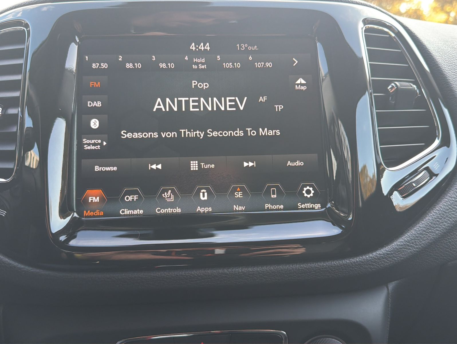 Fahrzeugabbildung Jeep Compass 1.4 MULTIAIR LIMITED 4x4 170PS