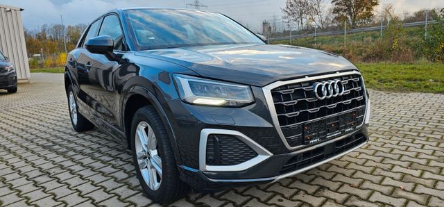 Audi Q2 35 TFSI advanced RKamera PDC LED LM