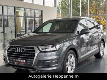 Audi Q7 - 1