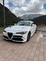 Alfa Romeo Giulia Quadrifoglio, KEIN OPF, FACELIFT - Alfa Romeo Giulia in Frankfurt (Main)