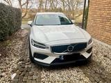 Volvo V60 Cross Country B4 D AWD Plus Auto Plus - Volvo Hybrid (Diesel/Elektro)