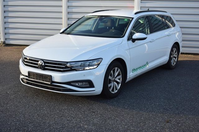 Volkswagen Passat Business AHK Navi R.Cam LED PDC ACC SHZ