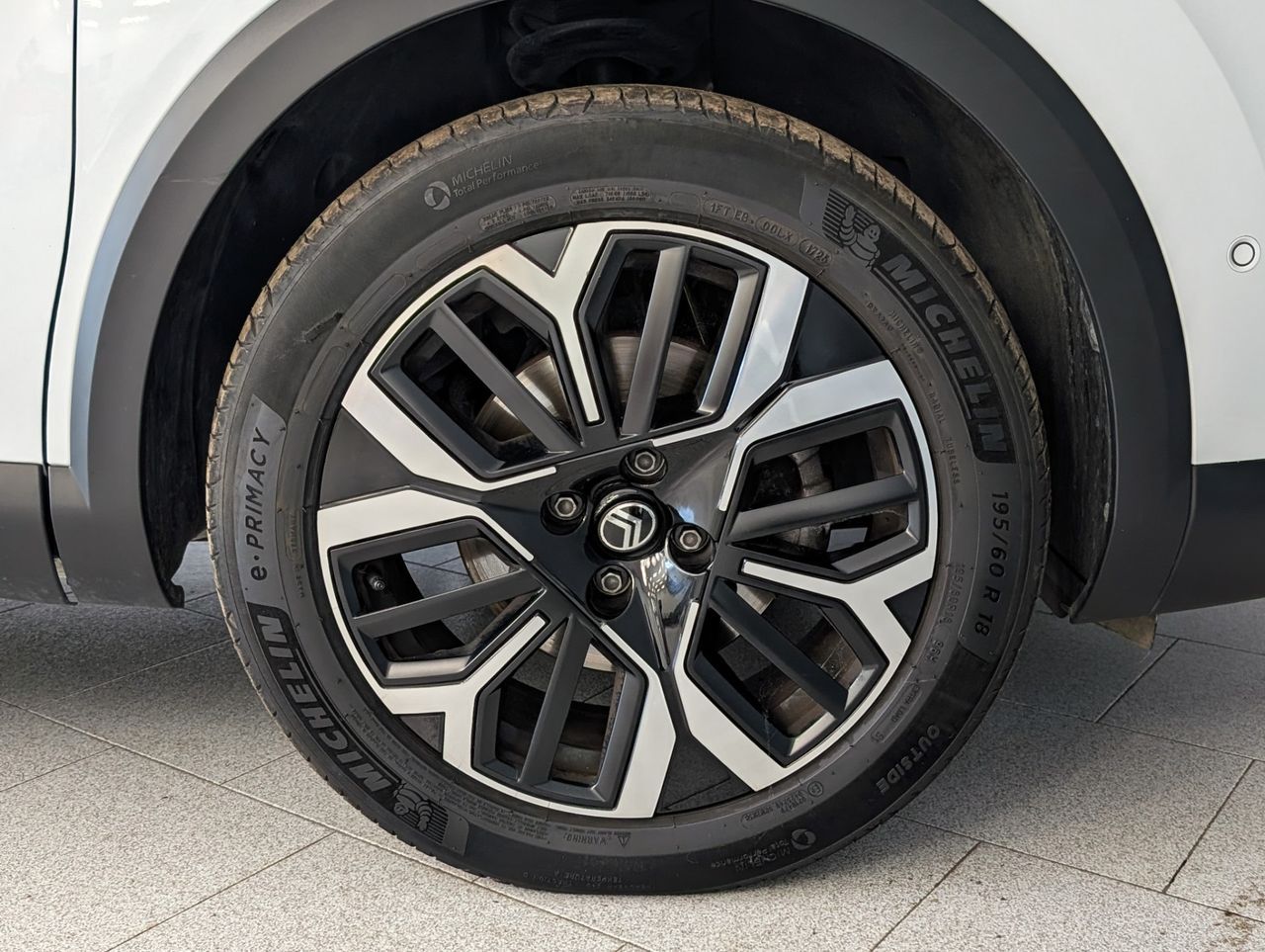 Other Citroen c4 x 1.2 puretech 130cv EAT8 Max imagem 3
