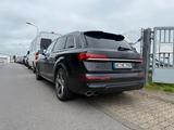 Audi Q7 50 TDI S-Line 22 Zoll  Top gepflegt