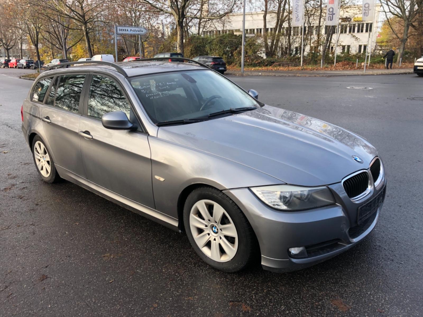 BMW 318i,Panorama,Klimatronik,PDC,Euro 5,Top Z !!!
