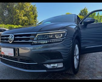 Volkswagen Tiguan - 12