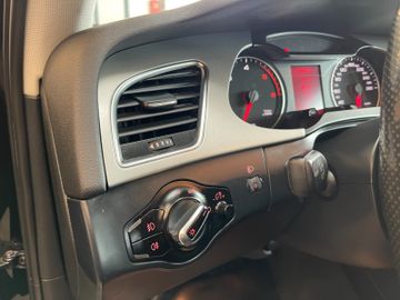 Audi A4 Avant quattro S-LINE*ALCANTARA*NAVI*PDC*MFLK*