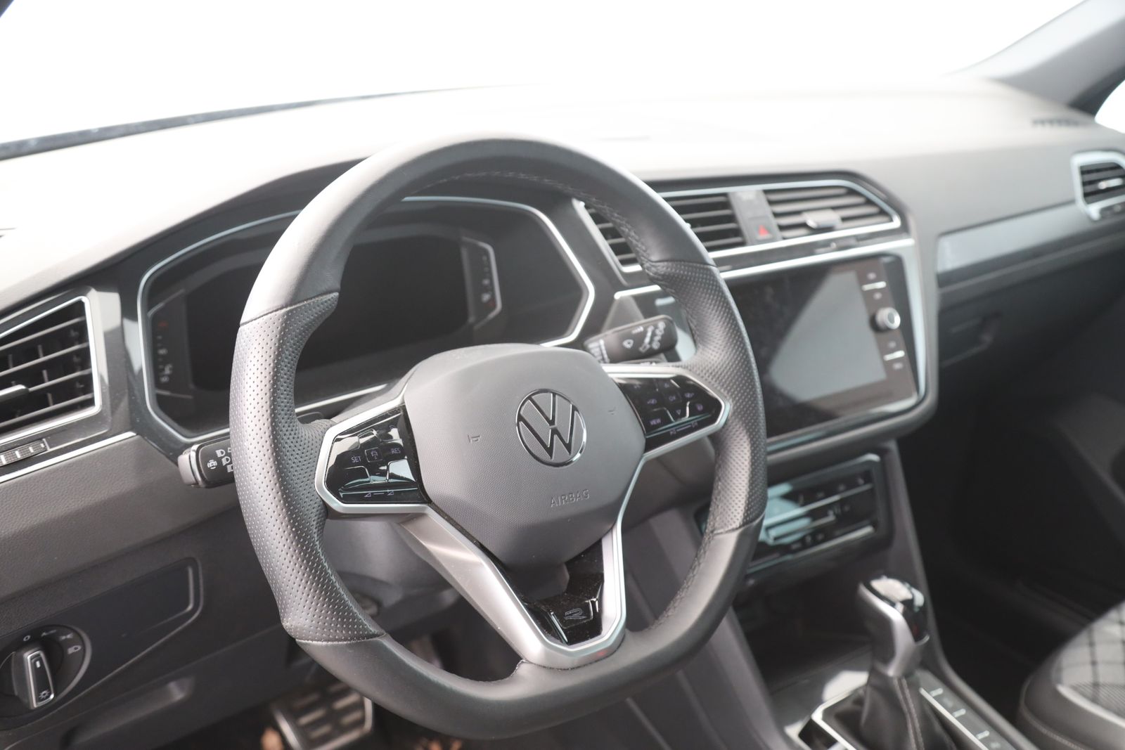 Volkswagen Tiguan - Bild 19
