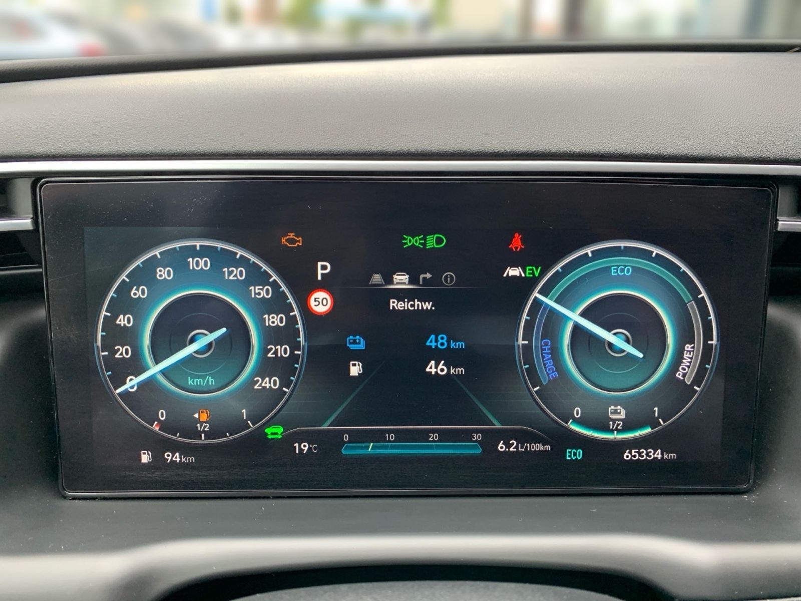 Fahrzeugabbildung Hyundai TUCSON 1.6 T-GDI Trend Plug-In Hybrid 4WD AHK As