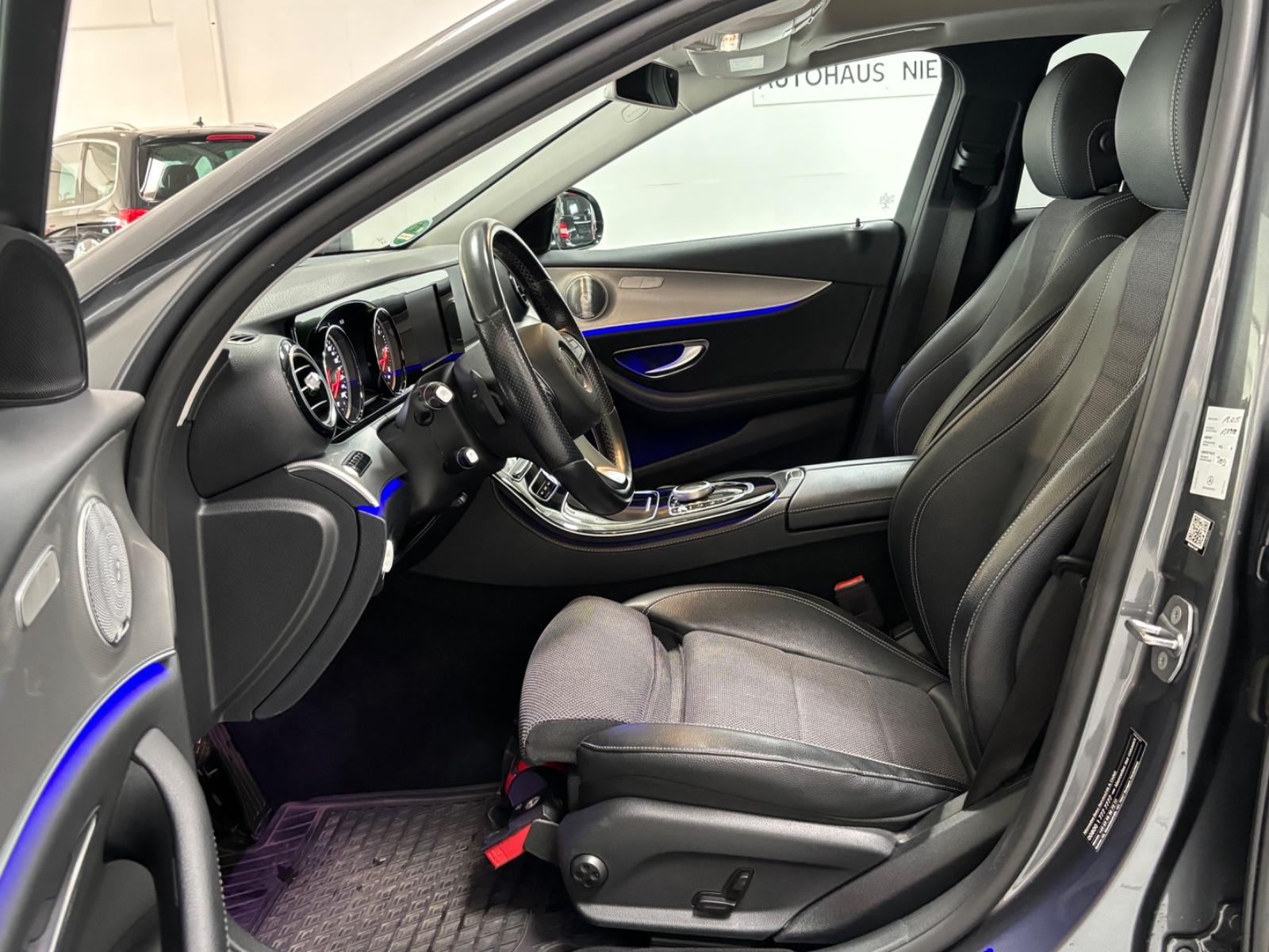 Mercedes-Benz E 220d Automatik,Scheckheft,Burmester,AHK,Navi