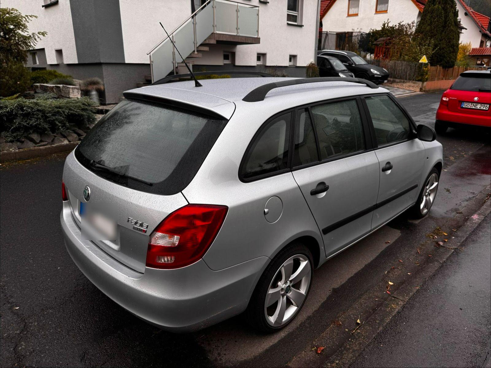 Skoda Fabia 2011 — photo 5