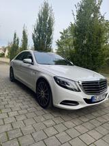 Mercedes-Benz S 500 4MATIC + Vollaustattung+Head Up+Nachtsicht - Mercedes-Benz S 500 mit Benzin-Antrieb: Weiß