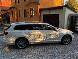 Volkswagen VW Passat GTE Variant Leder Pano HUD AHK Dynaudi - mit Hybrid-Antrieb: Notbremsassistent, Kombi