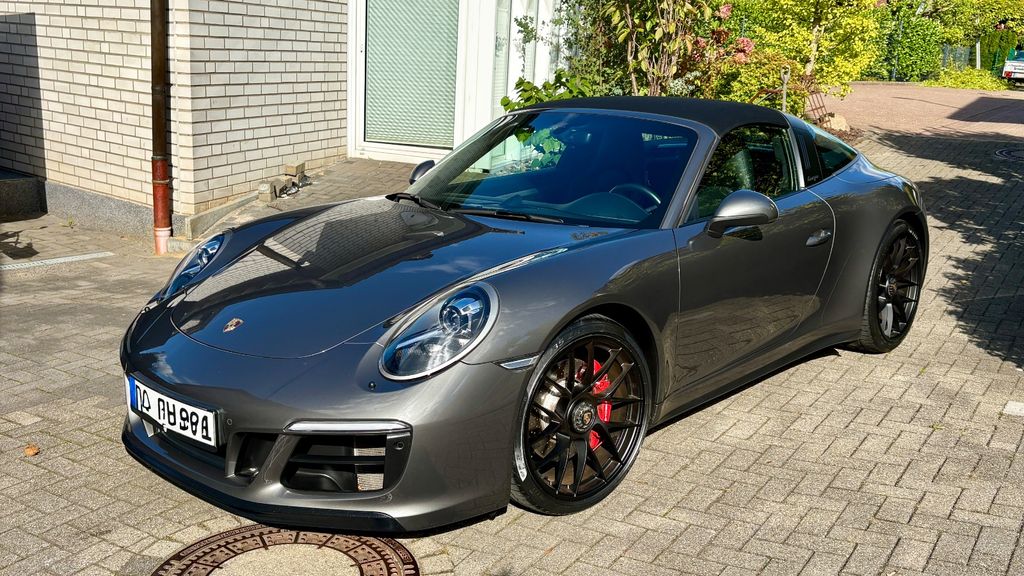 Image of Porsche 911