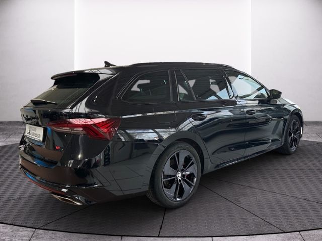 Fahrzeugabbildung SKODA Octavia Combi RS 2.0 TSI DSG LED STANDHZG AHK KA