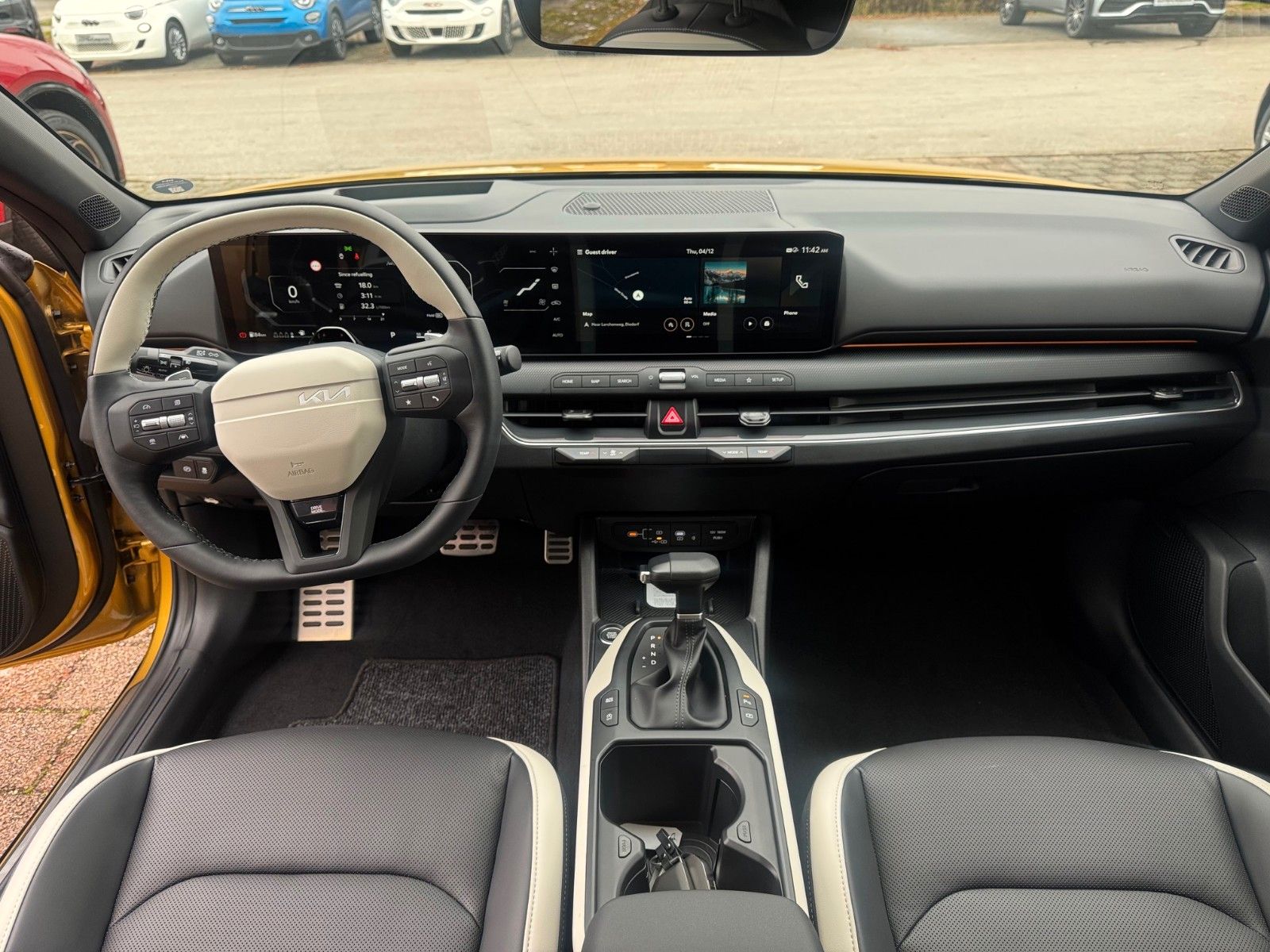 Fahrzeugabbildung Kia K4 1.6T 180PS AUT. GTL DWP+ SZ SD