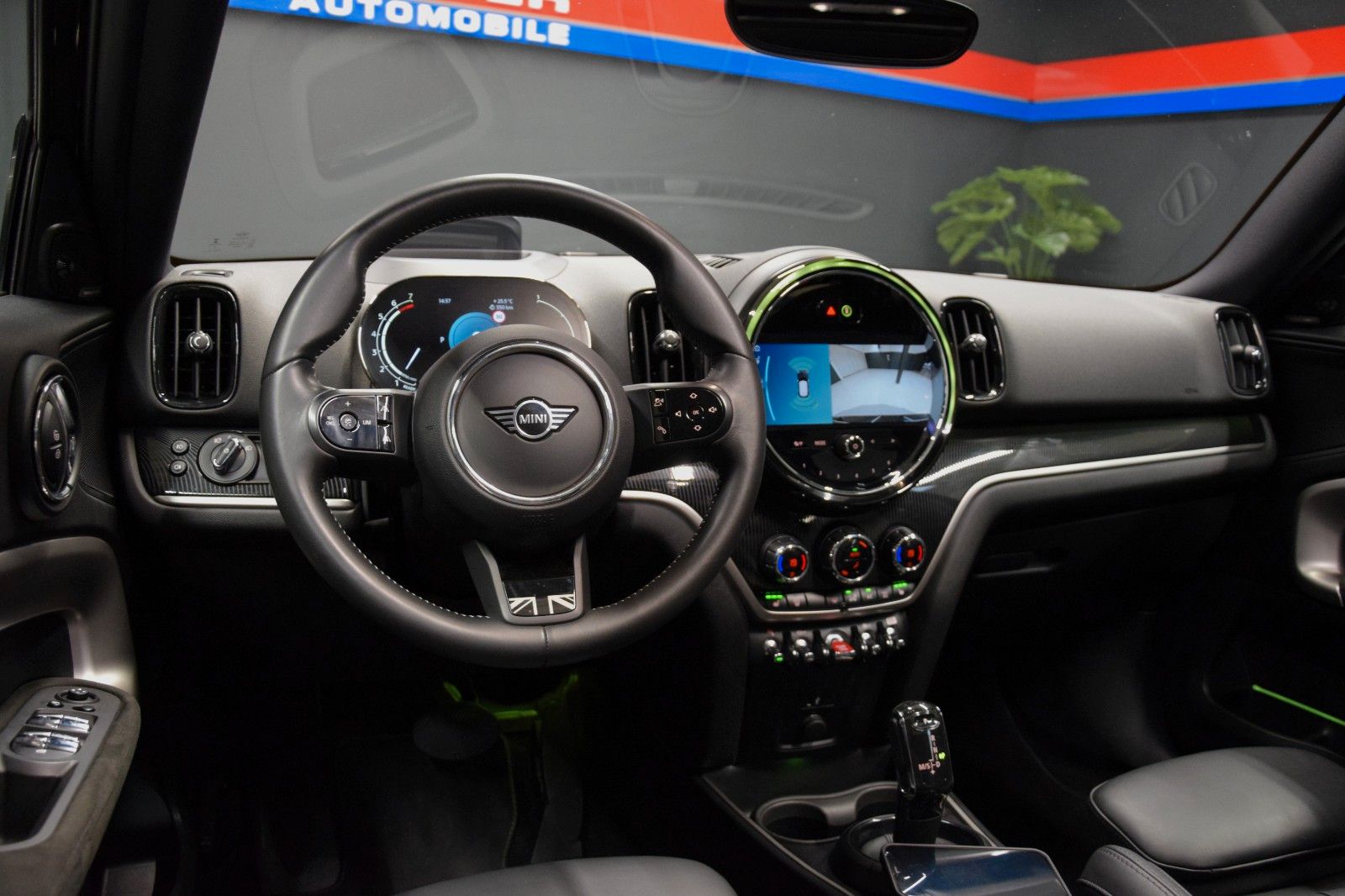 Fahrzeugabbildung MINI Cooper Countryman Pano Premium Plus HuD ACC Memo