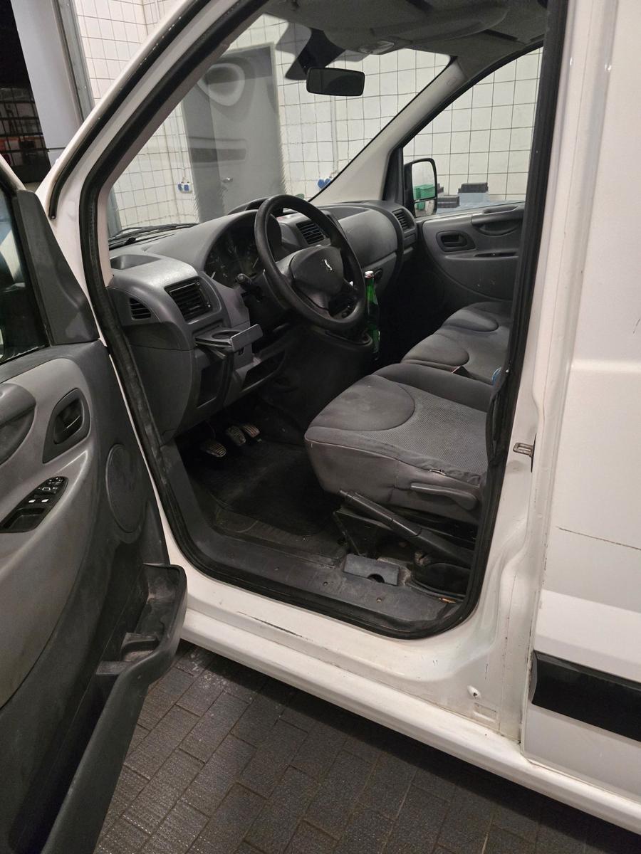 Peugeot Expert Kasten + TÜV 09/2027