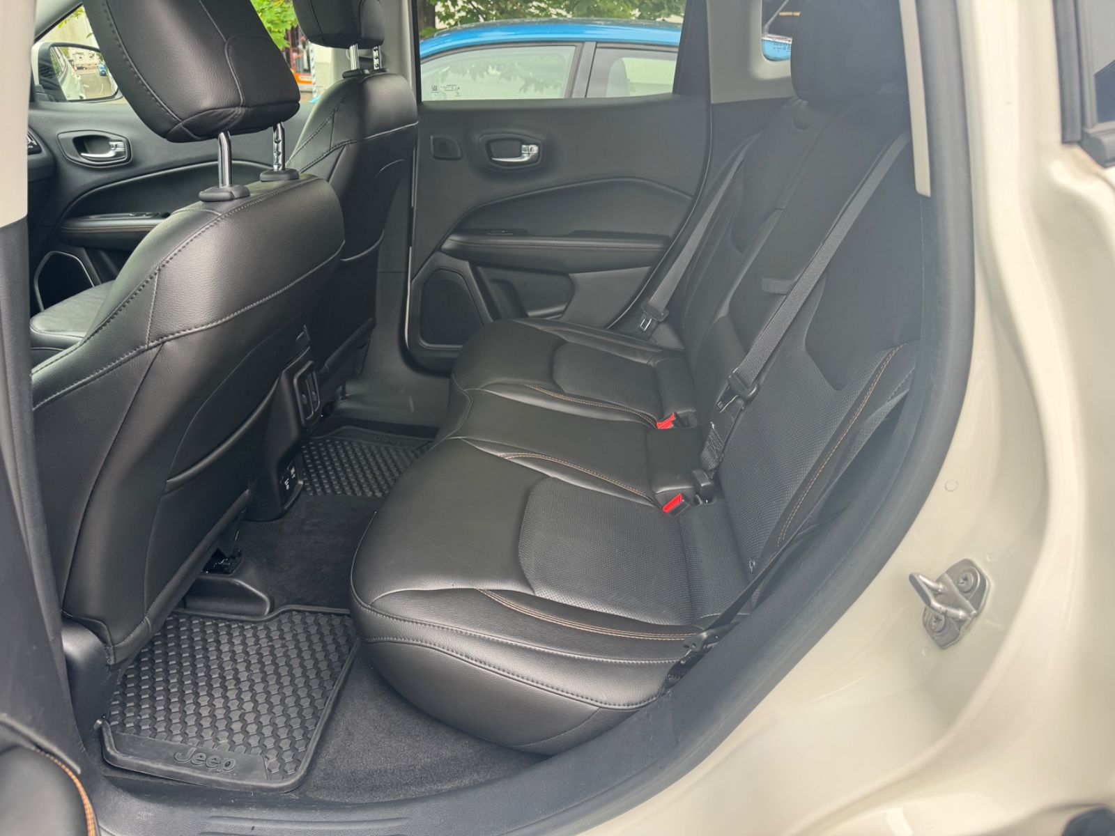 Fahrzeugabbildung Jeep Compass Limited 4WD Leder+Navi+Kamera+ACC