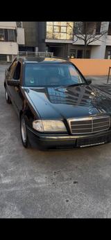 Mercedes-Benz W202 Mercedes C 280 Sport Oldtimer - gebrauchte Mercedes-Benz C 280 aus dem Jahr 1996