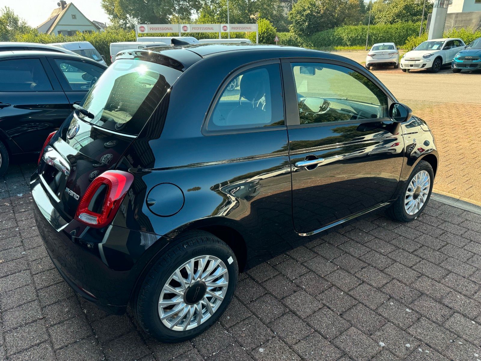 Fahrzeugabbildung Fiat 500 Hatchback MY23 1.0 GSE /Carplay /Tempomat