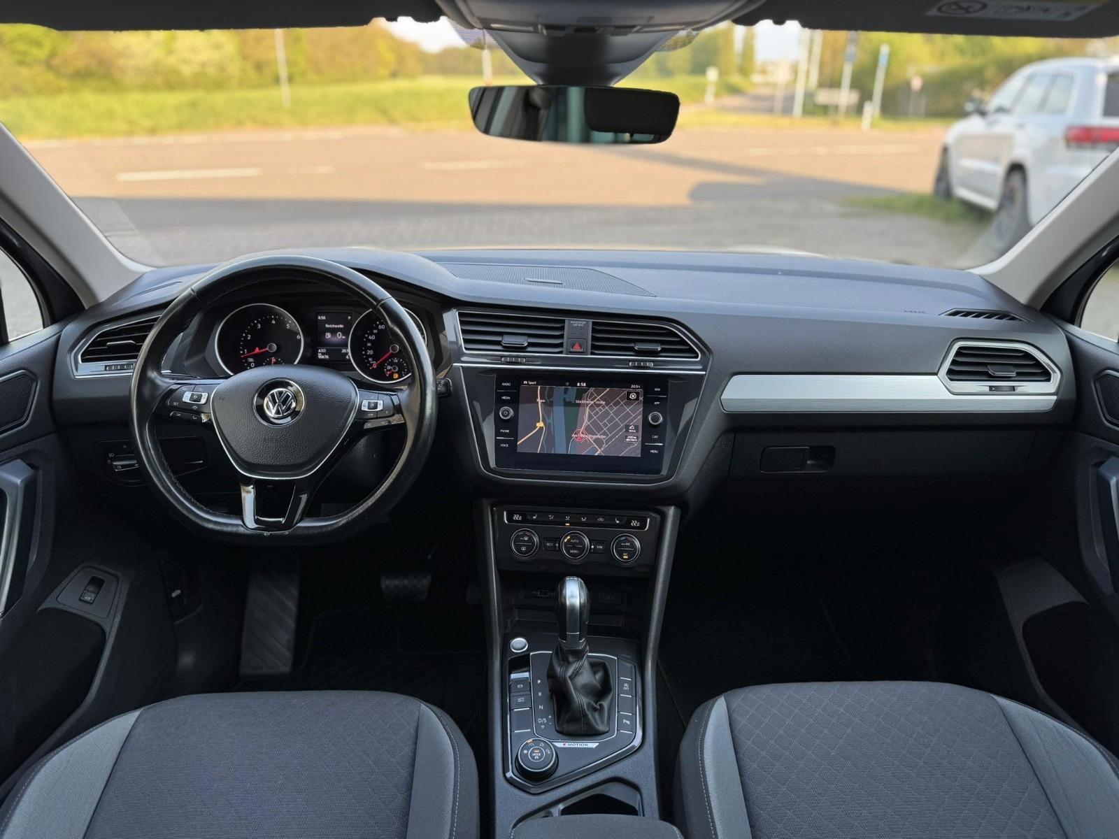Volkswagen Tiguan R-Line 4Motion/1.HAND/LED/PANO/SCHECKHFT