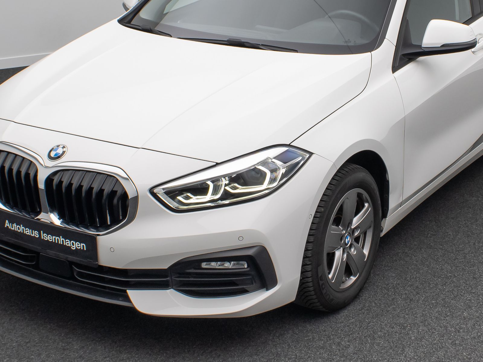 Fahrzeugabbildung BMW 116d Kamera DAB Sitzhzg LED Geschwindigkeitsreg