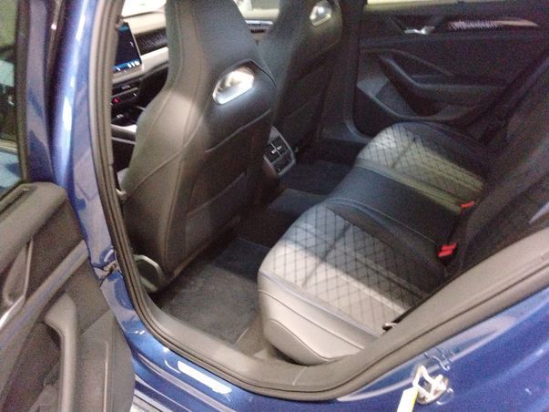 Fahrzeugabbildung Volkswagen Passat Variant TDI R-line DSG Standhzg. Matrix A