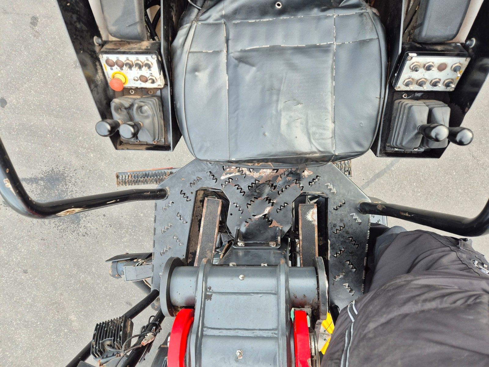 Fahrzeugabbildung DAF XF 460 6x4 Epsilon M12Z91