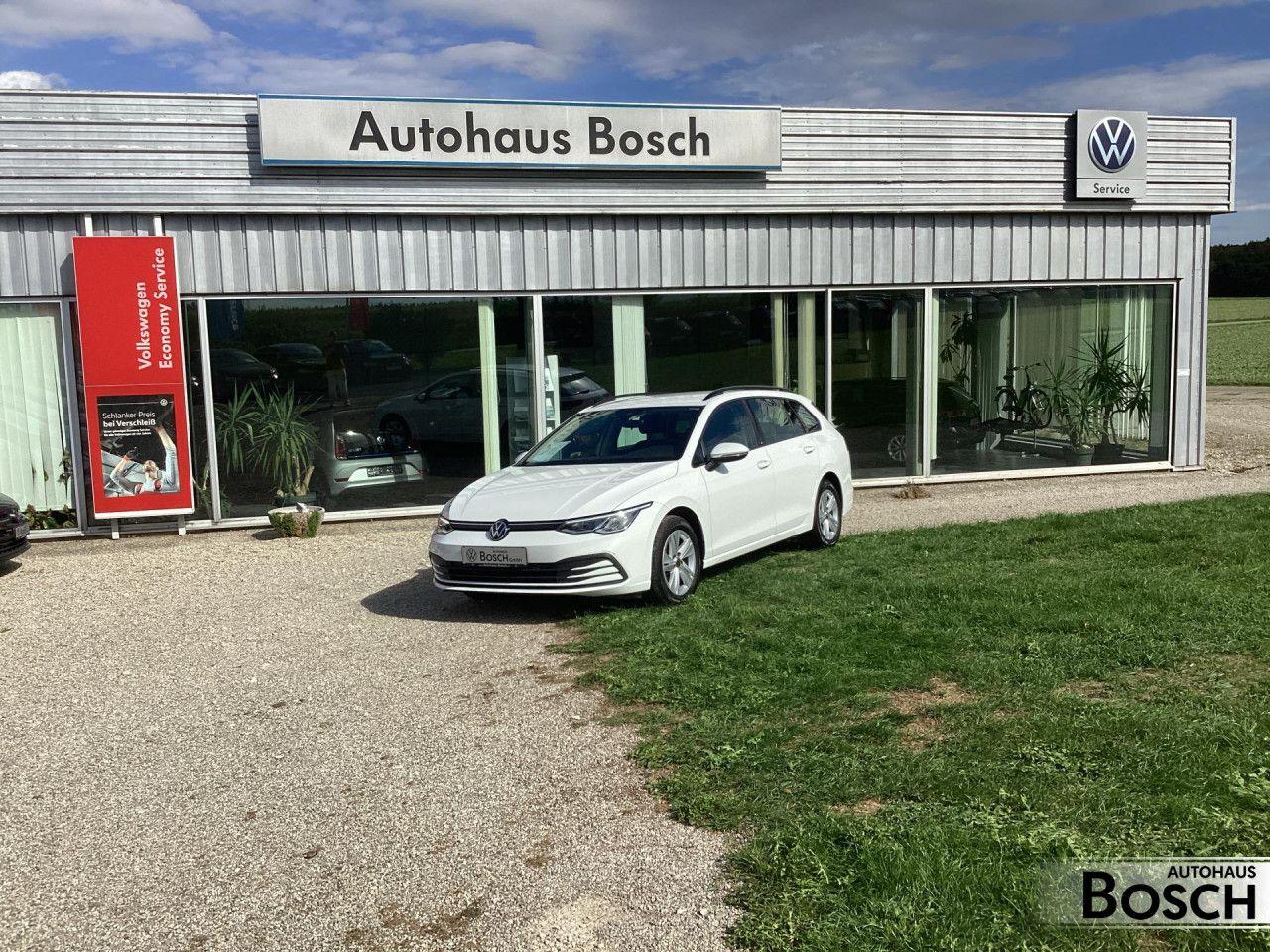 Volkswagen Golf VIII Variant 2.0 TDI Life DSG 1.99% Navi