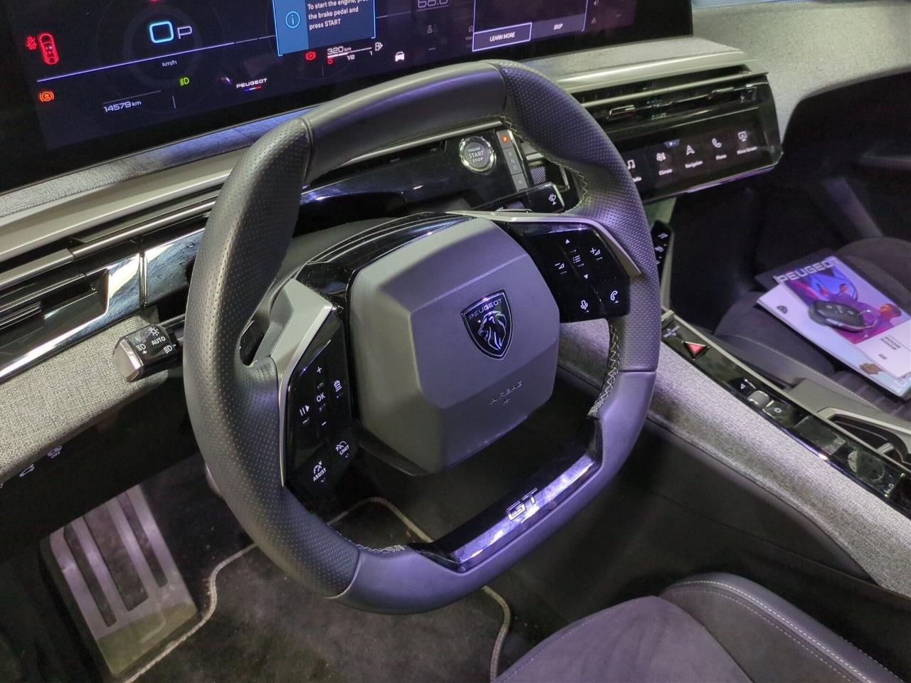 Fahrzeugabbildung Peugeot 3008 GT MildHybrid 107KW e-DSG6