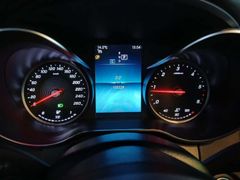 Fahrzeugabbildung Mercedes-Benz C 220d T AMG LINE LED AHK 1.HAND S-HEFT